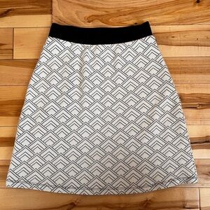 EUC Gilli mini skirt in cream stretch